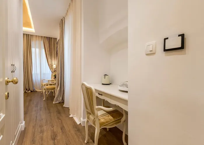 Bed & Breakfast Palace Of Dreams Split